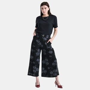 Tamsy Black Floral Printed Wide Leg Capri Pants with Pockets size small